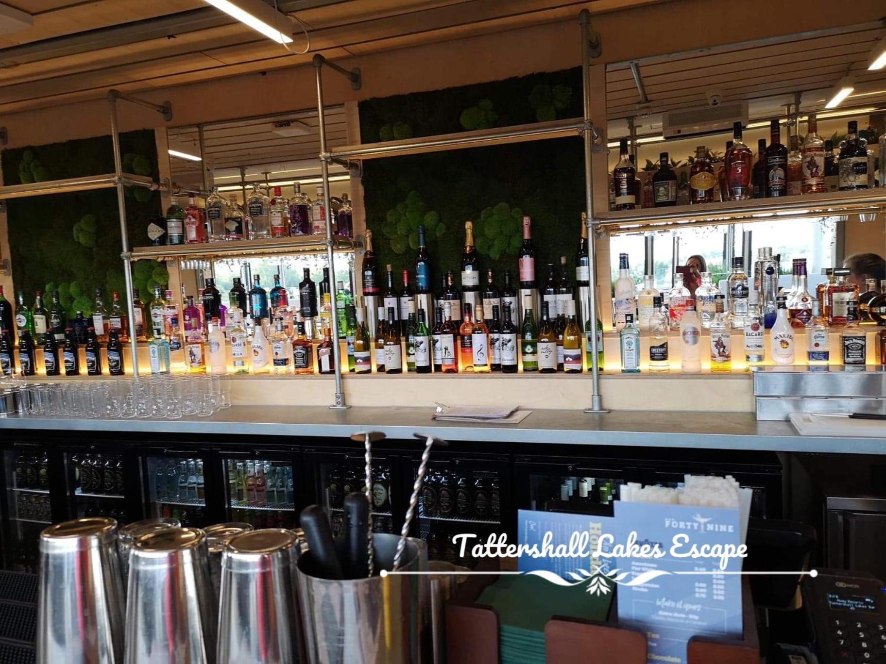 Meridian Tattershall Lakes Escape - Lakeside Lodge Caravan With A Fishing Peg Luxury Hot Tub Екстериор снимка